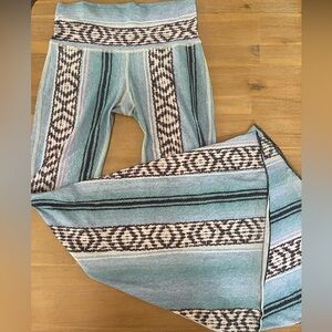 Teeki M Border Towns Bells in Blue